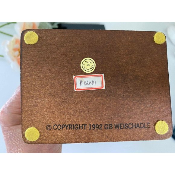 1992 Distinguished Dolls Collection Tennis Player - Picture 10 of 12